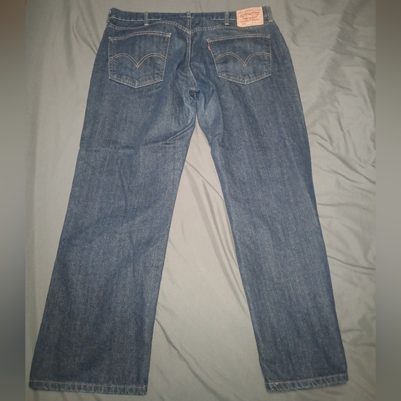 Levi relaxed fit jeans - Picture 3 of 3